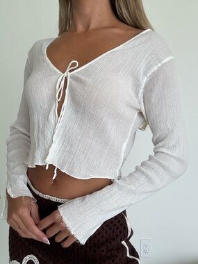 437 White Cotton Tie-Front Lightweight Top